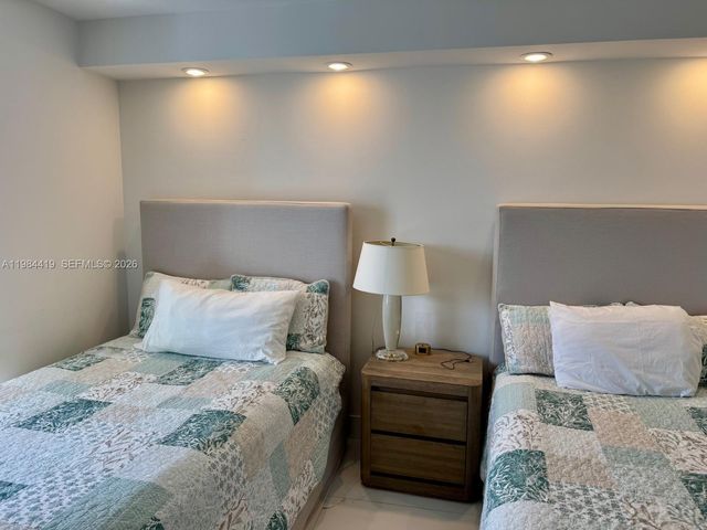 1000 Island Blvd 1410, Aventura, FL 33160