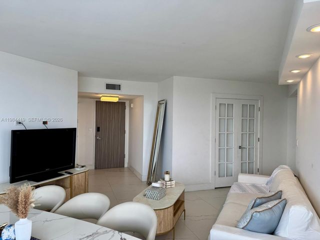 1000 Island Blvd 1410, Aventura, FL 33160