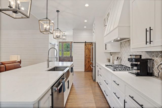 580 Burks, Whitewright, TX 75491