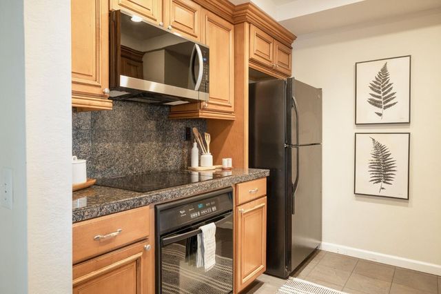 504 Ocean Avenue 4, Monterey, CA 93940