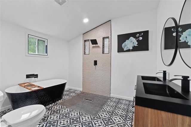 980 Porter Road, Decatur, GA 30032