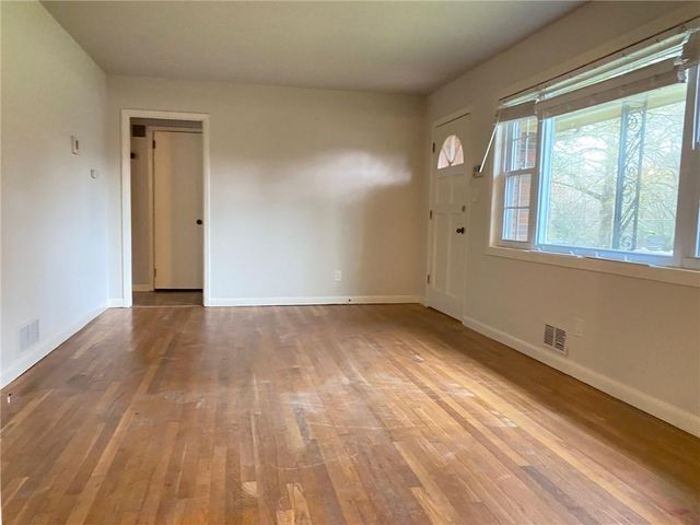 197 Cooper Lake Road SE, Mableton, GA 30126