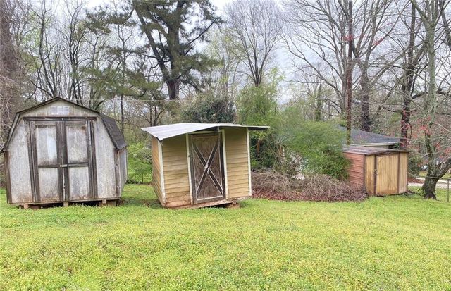 197 Cooper Lake Road SE, Mableton, GA 30126