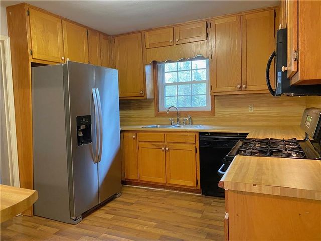 197 Cooper Lake Road SE, Mableton, GA 30126
