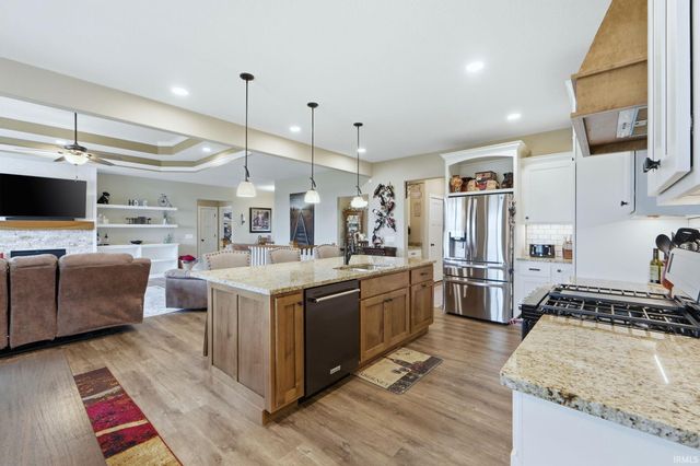 5696 Eider Trail, Fort Wayne, IN 46818