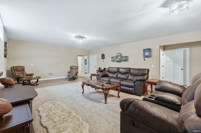 5696 Eider Trail, Fort Wayne, IN 46818