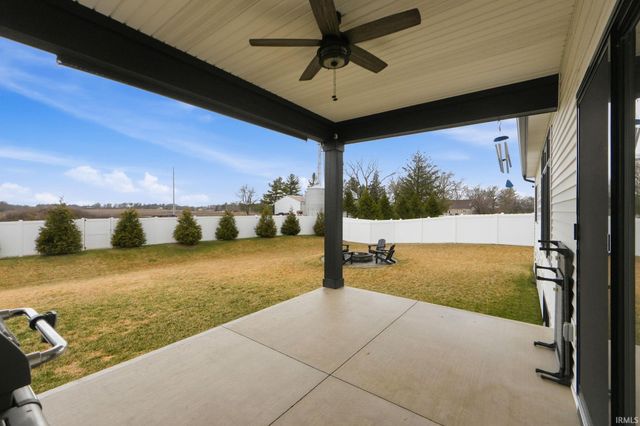 5696 Eider Trail, Fort Wayne, IN 46818