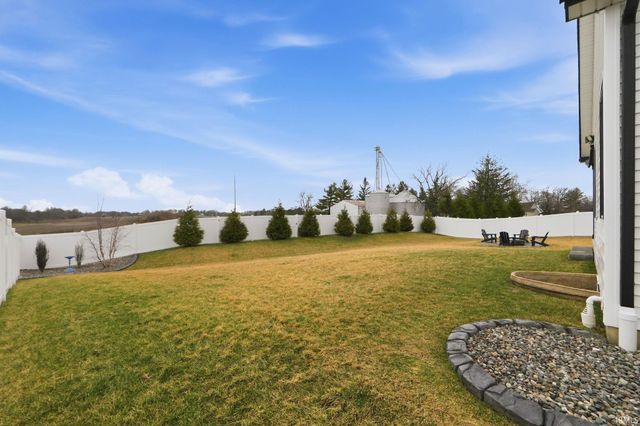 5696 Eider Trail, Fort Wayne, IN 46818