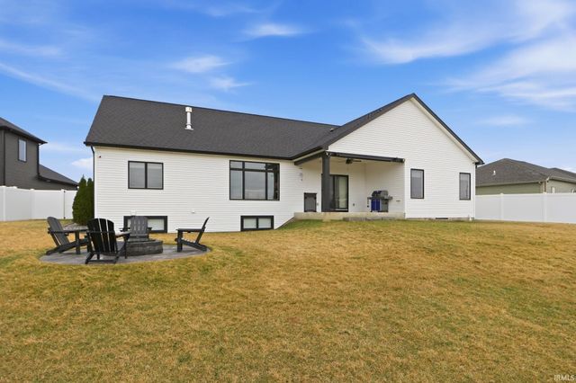 5696 Eider Trail, Fort Wayne, IN 46818