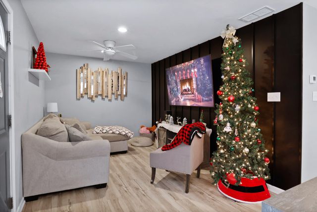 8606 W 132nd Place, Cedar Lake, IN 46303