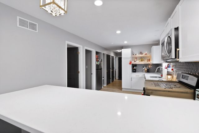 8606 W 132nd Place, Cedar Lake, IN 46303