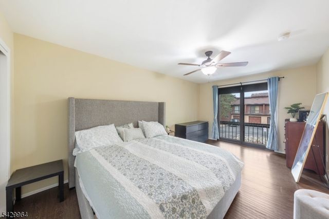 59 Taurus Dr, Hillsborough Twp., NJ 08844