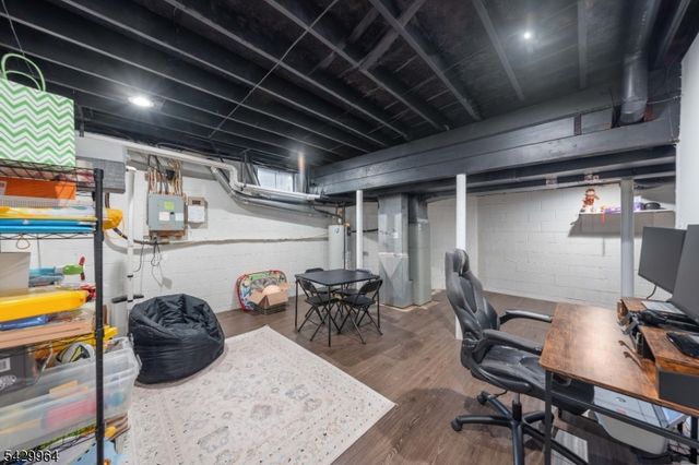 59 Taurus Dr, Hillsborough Twp., NJ 08844