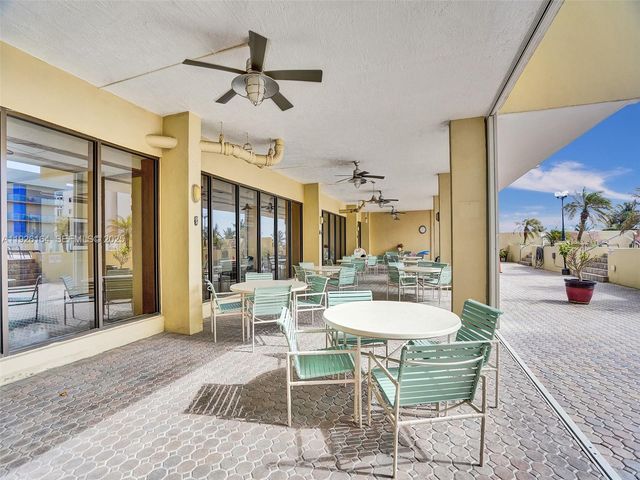 322 Buchanan St 610, Hollywood, FL 33019