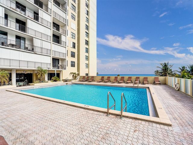 322 Buchanan St 610, Hollywood, FL 33019