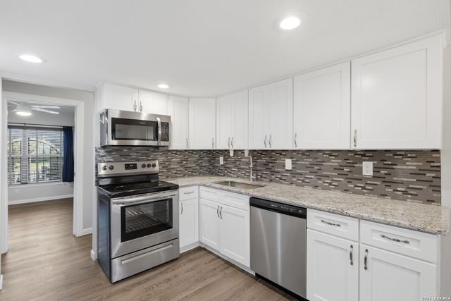 9123 Pitcairn, San Antonio, TX 78254