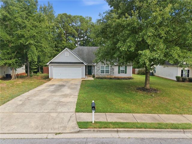 177 Revolutionary Drive, Hampton, GA 30228