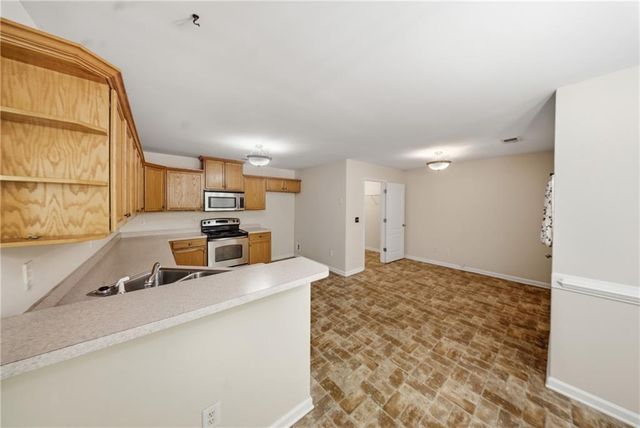 177 Revolutionary Drive, Hampton, GA 30228