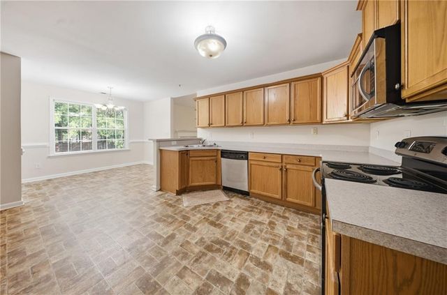 177 Revolutionary Drive, Hampton, GA 30228