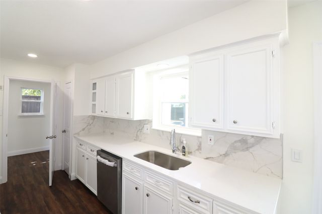 1701 Running River Road, Garland, TX 75044