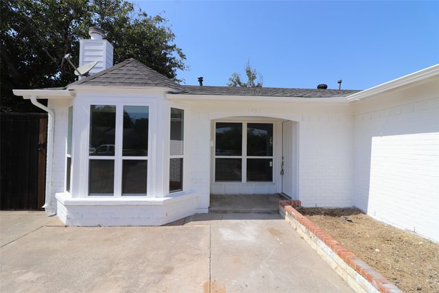 1701 Running River Road, Garland, TX 75044