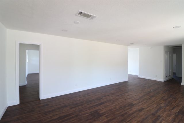 1701 Running River Road, Garland, TX 75044