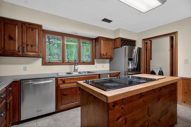 180 Old House Road, Hamilton, GA 31811