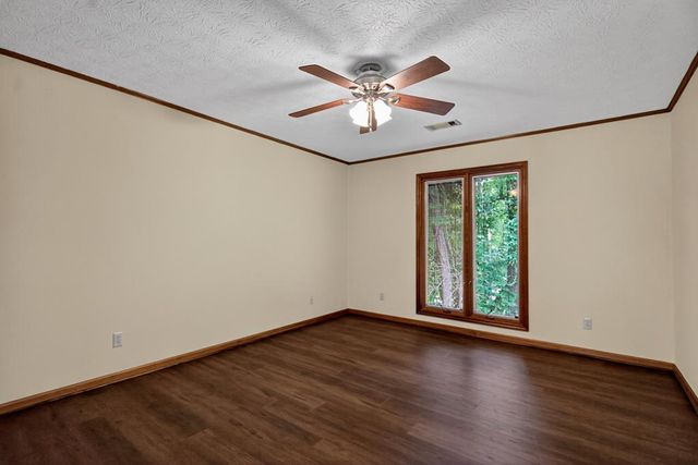 180 Old House Road, Hamilton, GA 31811