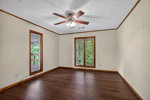 180 Old House Road, Hamilton, GA 31811