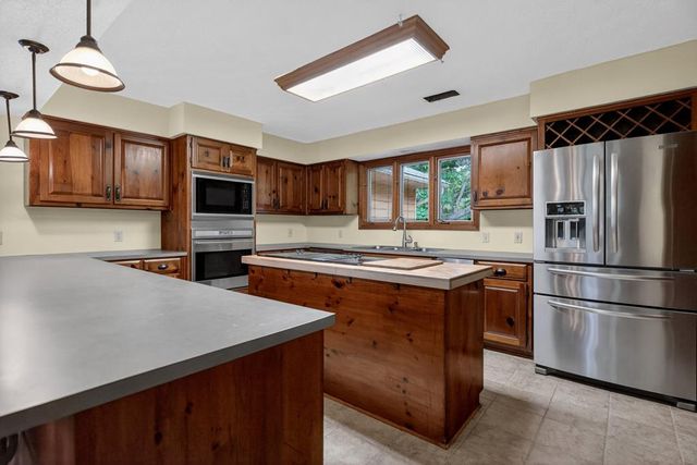 180 Old House Road, Hamilton, GA 31811