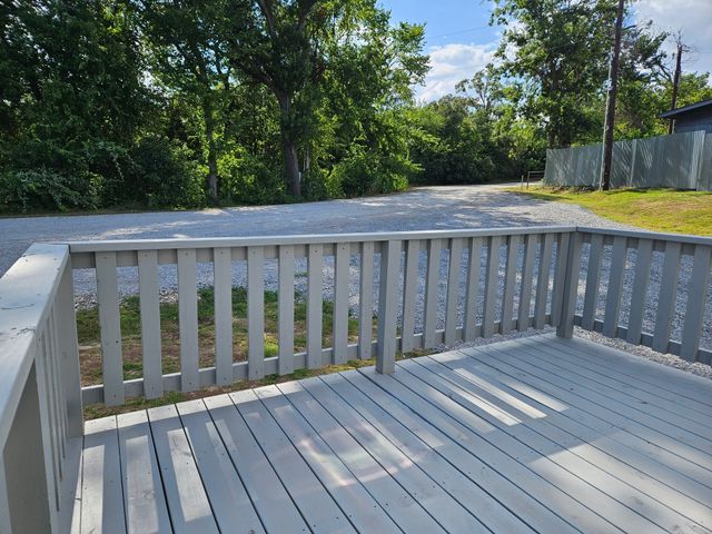 6501 W Hwy 199 6503, Springtown, TX 76082