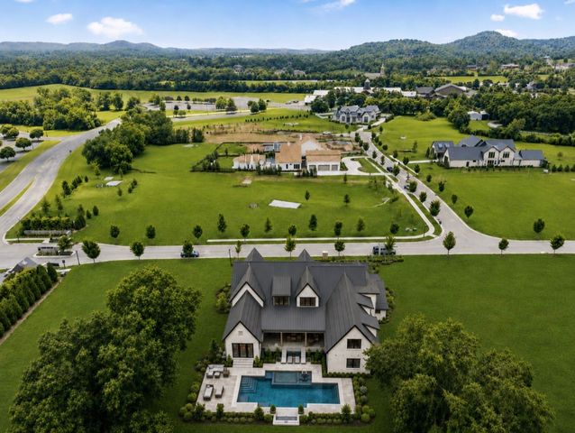 7098 Anna Drive, Brentwood, TN 37027