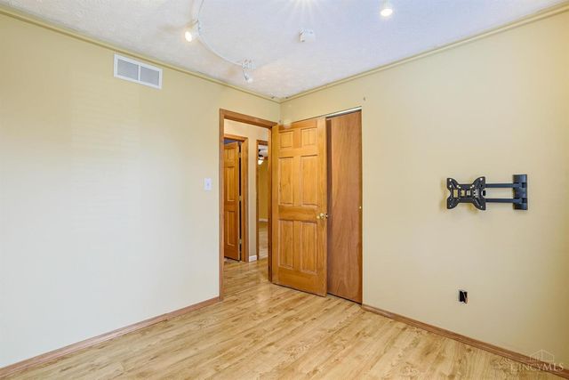 7650 Dog Trot Road, Miami Twp, OH 45248