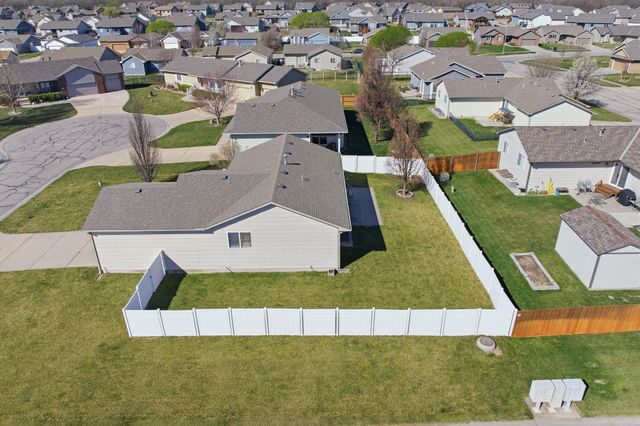 1551 N THOROUGHBRED COURT, Wichita, KS 67235