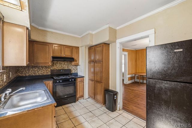 15 West Northrup Place, Buffalo, NY 14214