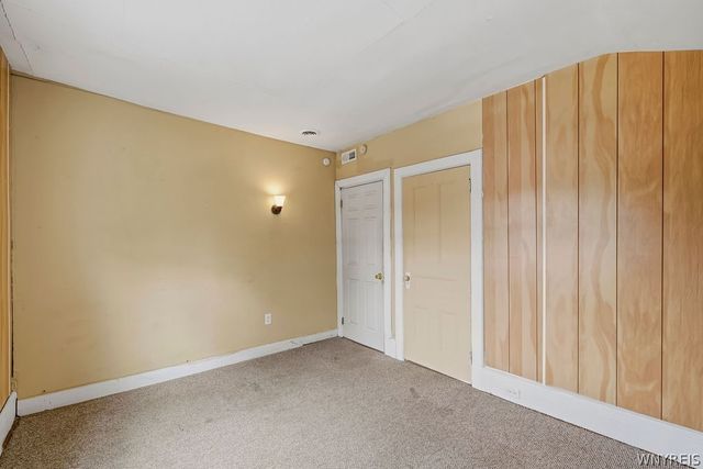 15 West Northrup Place, Buffalo, NY 14214