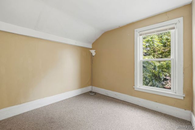 15 West Northrup Place, Buffalo, NY 14214