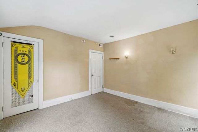15 West Northrup Place, Buffalo, NY 14214