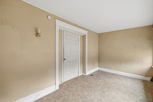 15 West Northrup Place, Buffalo, NY 14214