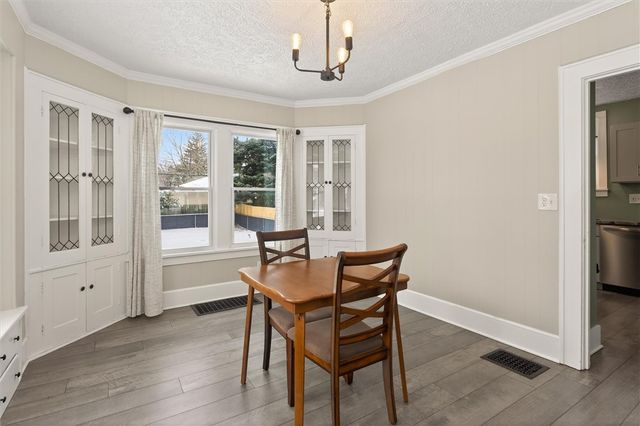 29 West Boulevard Parkway, Rochester, NY 14612