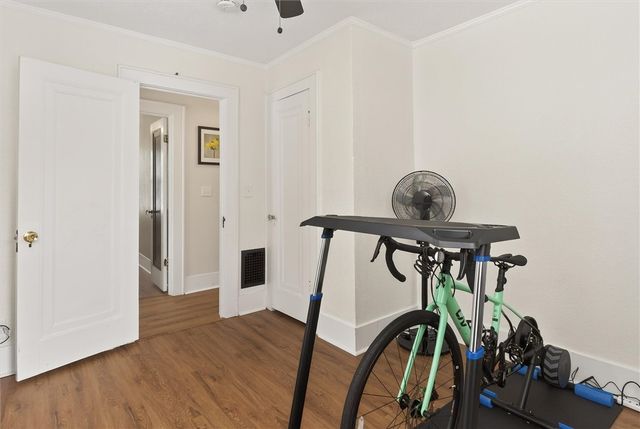 29 West Boulevard Parkway, Rochester, NY 14612