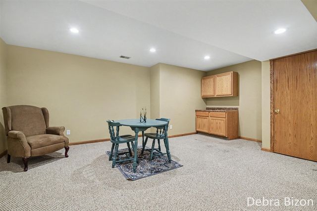 1573 Dexter Street 41, Byron Center, MI 49315