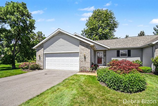 1573 Dexter Street 41, Byron Center, MI 49315