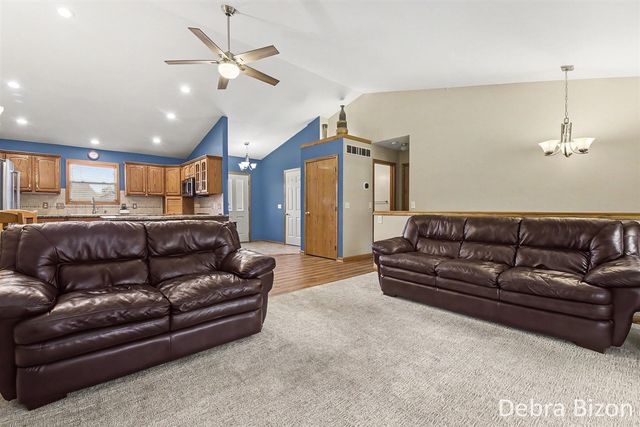 1573 Dexter Street 41, Byron Center, MI 49315