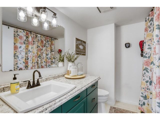 2903 6th St, Loveland, CO 80537