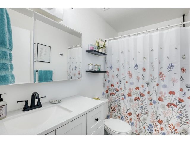 2903 6th St, Loveland, CO 80537