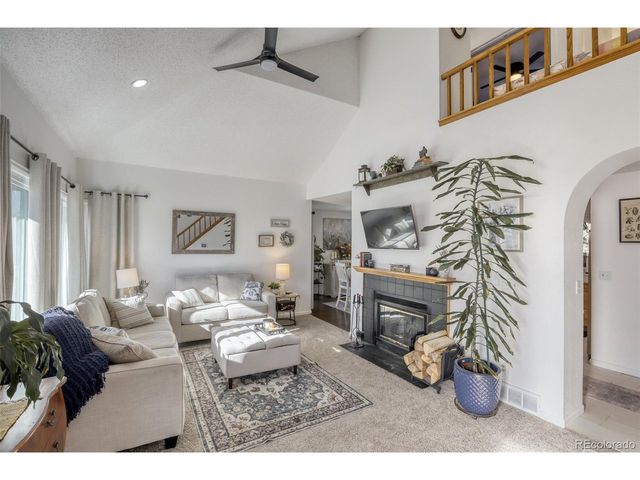 2903 6th St, Loveland, CO 80537