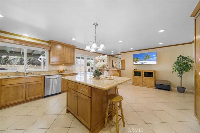 1193 W 13th Street, Upland, CA 91786