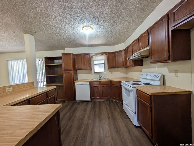 163 WOODS END, New Braunfels, TX 78130