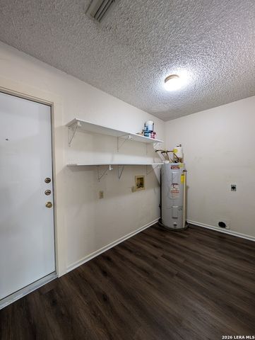 163 WOODS END, New Braunfels, TX 78130